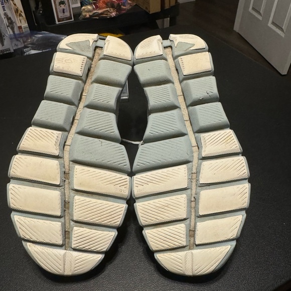 On Running On Cloud X Running Shoes Women’s 9.5 Aloe/Surf 40.99036 - Picture 15 of 16